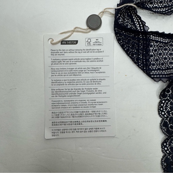 NWT STELLA McCARTNEY “Katie Kissing” Navy Stretch Lace Thong Size Large - Picture 14 of 16